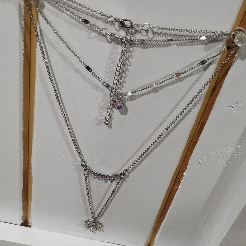 Necklace - Picture 3 of 4